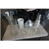 Image 2 : LOT OF DECORATIVE VASES
