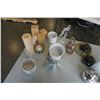 Image 2 : LOT OF CANDLES AND VASES