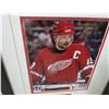 Image 2 : STEVE YZERMAN REDWINGS PRINT