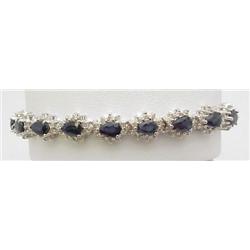 Ladys bracelet with 19 pear shaped sap