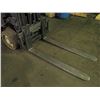 Image 2 : 8000 Lb Yale Lift Truck