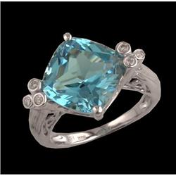 10KW Gold 5.09ct Blue Topaz and Diamond Ring