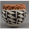 Image 1 : ACOMA INDIAN POTTERY JAR (LUCY M LEWIS)