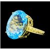 Image 2 : 14KT Yellow Gold Ladies 22.50 ctw Blue Topaz Ring