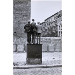 Henri Cartier-Bresson - Mur de Berlin, 1962