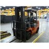 Image 1 : TOYOTA MODEL 7FGU35 PROPANE FORKLIFT, 11,391 HOURS, 7,000 LB CAPACITY, 172" 3 STAGE MAST, SIDE SHIFT