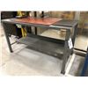Image 1 : GREY 5' WORK BENCH