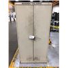 Image 1 : 2 DOOR METAL CABINET