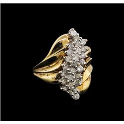 0.95 ctw Diamond Ring - 10KT Yellow Gold