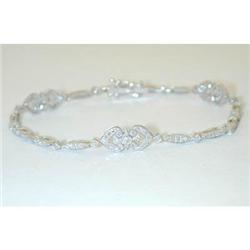 3230 18KW Gold Diamond Bracelet