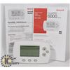 Image 1 : HONEYWELL FOCUSPRO TH6110D THERMOSTAT WITH MANUALS