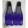 Image 1 : NEW SIZE LARGE VELOX FLIPPERS
