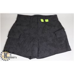 NEW EDDIE BAUER WOMENS HOT SHORT SZ 6