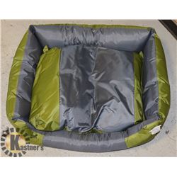NEW WATERPROOF LARGE DOG BED