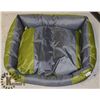 Image 1 : NEW WATERPROOF LARGE DOG BED