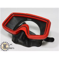 TEMPERED DIVING MASK