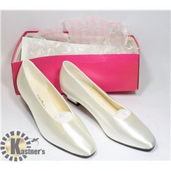 WOMEN'S KALLA COLLECTION SHOE - SIZE 7D BOX