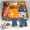 Image 1 : FLAT OF ASSORTED HALLOWEEN SUPPLIES