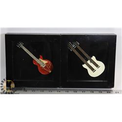 SET OF 2 GUITARS INCASED WALL DÉCOR