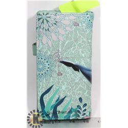 NEW BLUE WHALE / OCEAN SCENE LARGE ZIPPER WALLET