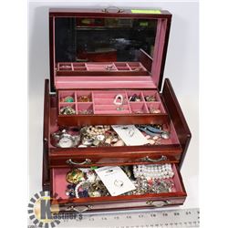 JEWELRY BOX WITH CONTENTS
