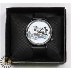 MINNIE AND MICKEY MOUSE WATCH