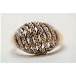 11) 18KT YELLOW GOLD DIAMOND RING SIZE 9