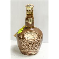 ROYAL SALUTE BLENDED SCOTCH WHISKY. 27FL OZ. 40%