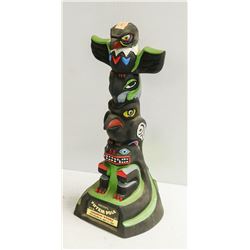 POTTER'S TOTEM POLE CANADIAN WHISKY. 25 FL OZ.