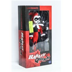 HARLEY QUINN COLLECTOR FIGURE DOLL