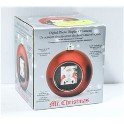 DIGITAL PHOTO DISPLAY ORNAMENT