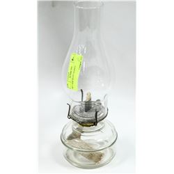 OIL LAMP WITH CHIMNEY