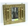 Image 1 : ANTIQUE BRASS HALL MIRROR AND CLOTHES BRUSHES.