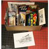 Image 1 : LARGE BOX OF VINTAGE AND ANTIQUE POST