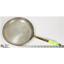 VINTAGE COPPER FRY PAN.