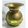 Image 1 : VINTAGE BRASS SPITOON.