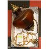 Image 1 : ANTIQUE AMBER GLASS HANGING LAMP