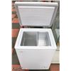 Image 1 : ESTATE DANBY APARTMENT SIZE FREEZER (WORKING)