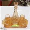 Image 1 : 7PC DEPRESSION GLASS DECANTER SET WITH MATCHING