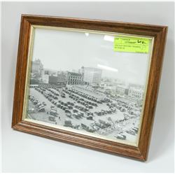 VINTAGE HISTORIC FRAMED PICTURE OF