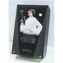HOT TOYS 1:6 SCALE PRINCESS LEIA HIGH DETAIL