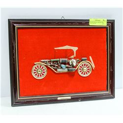 FRAMED MOSAIC MINIMALISM STYLE DECOR.