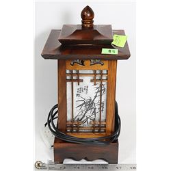 WOOD CHINESE LAMP