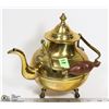 Image 1 : BRASS TEA KETTLE