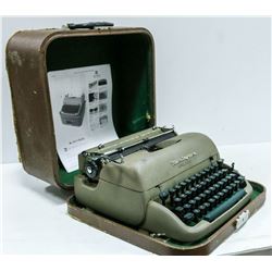 VINTAGE REMINGTON RAND TYPEWRITER IN CASE