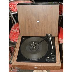 VINTAGE AGS AUTOMATIC TURNTABLE