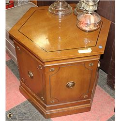 1960'S OCTAGON END TABLE. 22" HIGH.