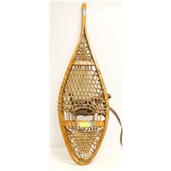 PAIR OF VINTAGE SNOW SHOES