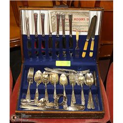 COLLECTION OF ANTIQUE SILVERWARE