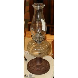 ANTIQUE OIL LAMP - LARGE TABLE LAMP,